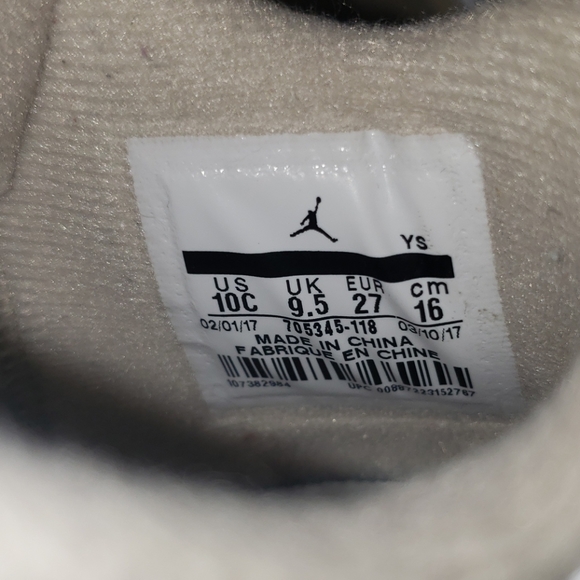Children's Air Jordan Retro 4 - Picture 4 of 4